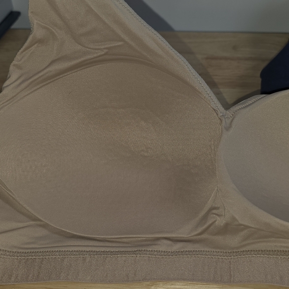 Warner's Wireless Lightly Lined Comfort Bra Size Large - Picture 4 of 7